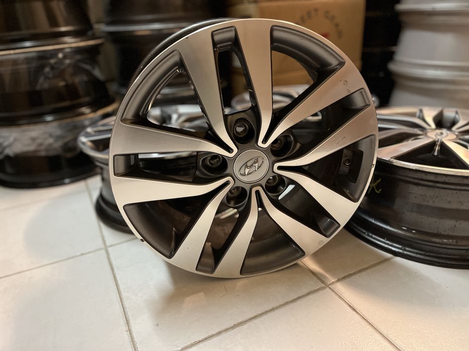 Jantes 16” 5x114.3 originais Hyundai I30 mazda kia
