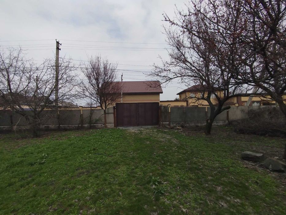 Продам будинок 70 м. кв. 18 соток. Підгородне