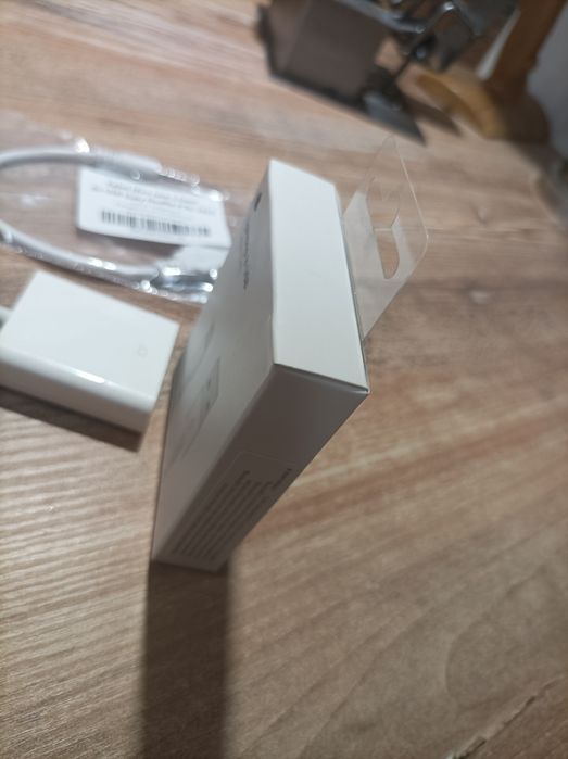 Zestaw ładowarek, kabli Apple. Stan bardzo dobry lub nie używany.