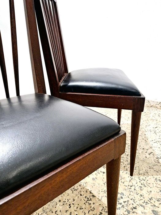 Cadeiras Vintage de madeira 50/60s. Vintage chairs