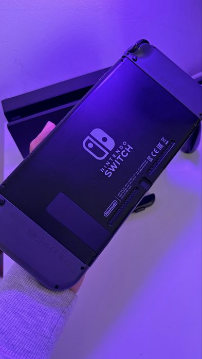 Nintendo Switch Completo + Mario Kart 8 Deluxe – Excelente Estado