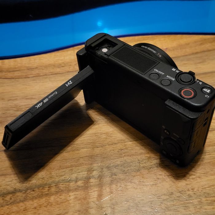 Aparat cyfrowy Sony ZV-1 czarny videoblog 4K Wawa