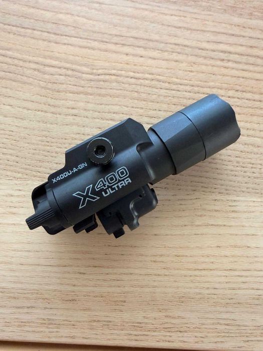 Lanterna com laser para pistola X400 Ultra