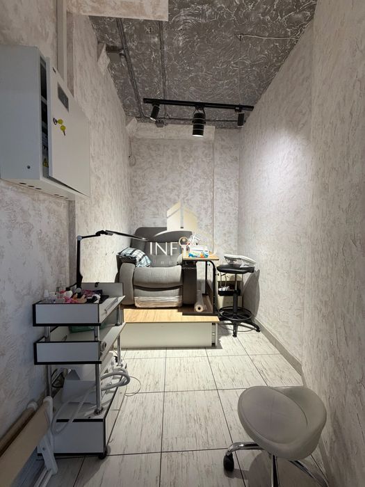 Продаж комерційного приміщення в центральній частині міста