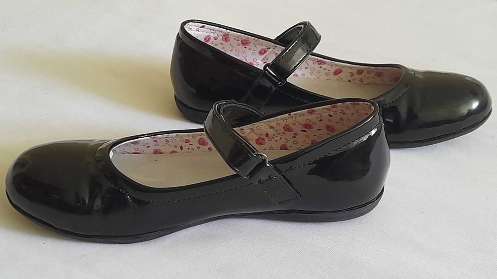 Baleriny lakierki Wojtyłko, rozmiar 33