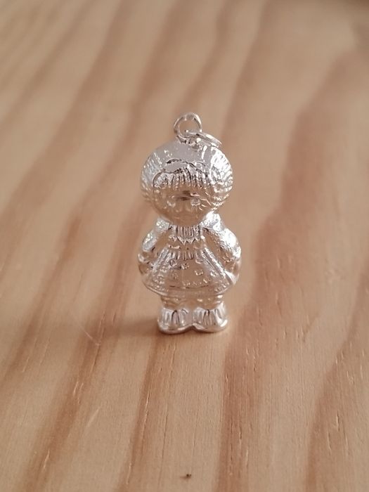 Medalha menina em prata 925