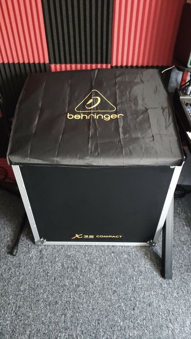 Mikser cyfrowy Behringer x32 compact