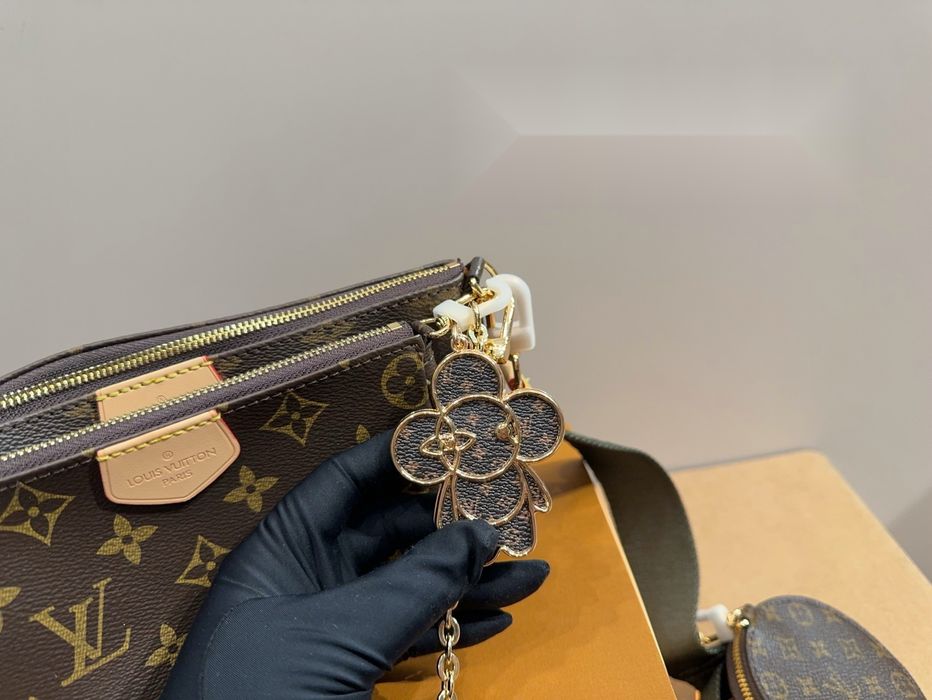 Жіноча сумка LOUIS VUITTON 24x13