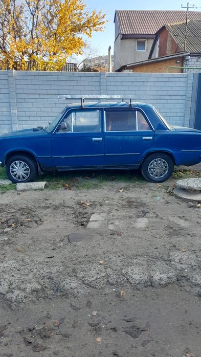 Продам дедушки жигули.
