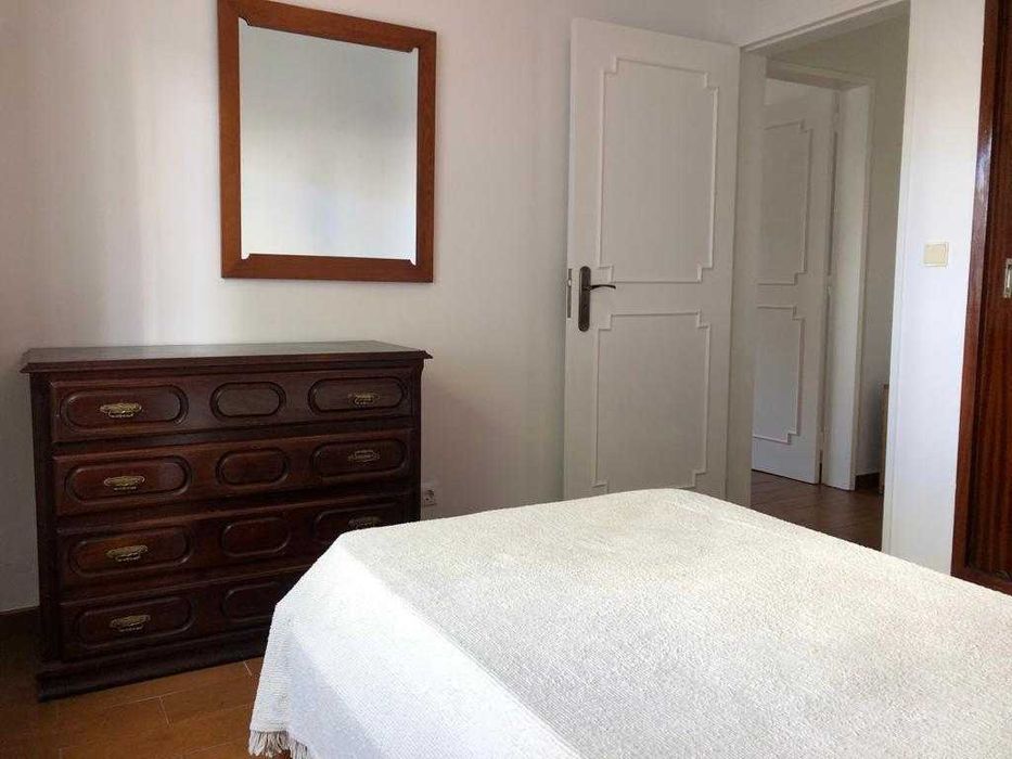 Quarto para arrendar Torres Vedras