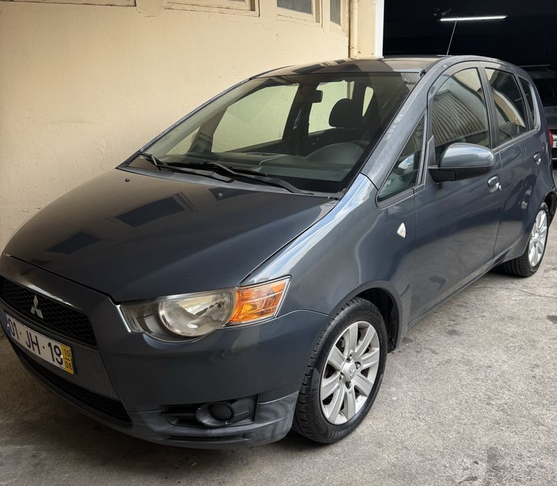Mitsubishi Colt 1.3 - Inform Tec  - 180Milkm - Nacional