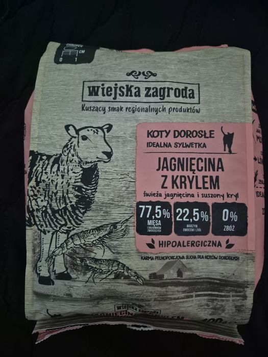 Karma dla kota jagnięcina z krylem