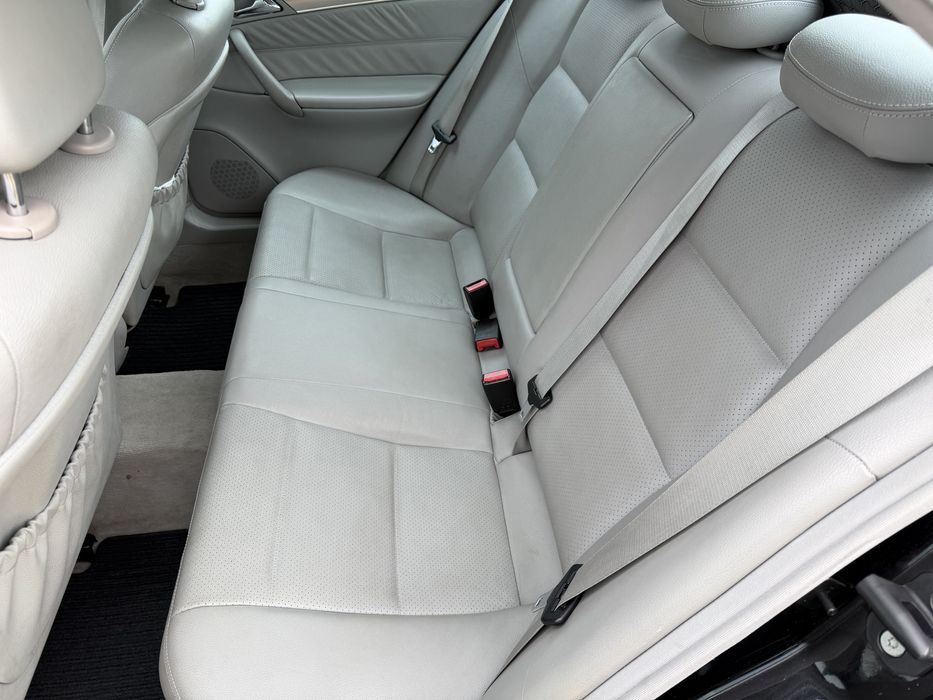 Mercedes C220 APENAS 154 MIL KMS