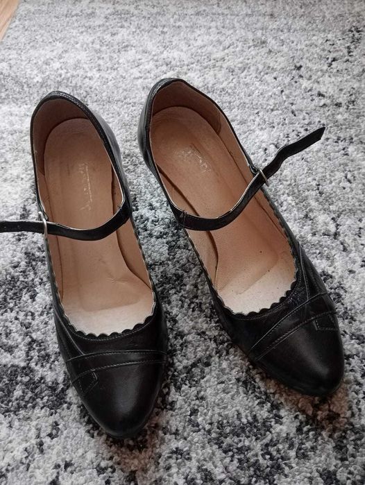 Eleganckie skórzane buty