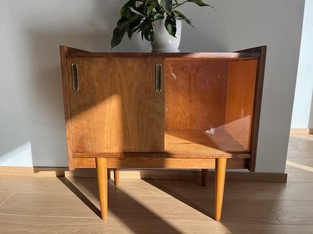 piękna szafka patyczak PRL