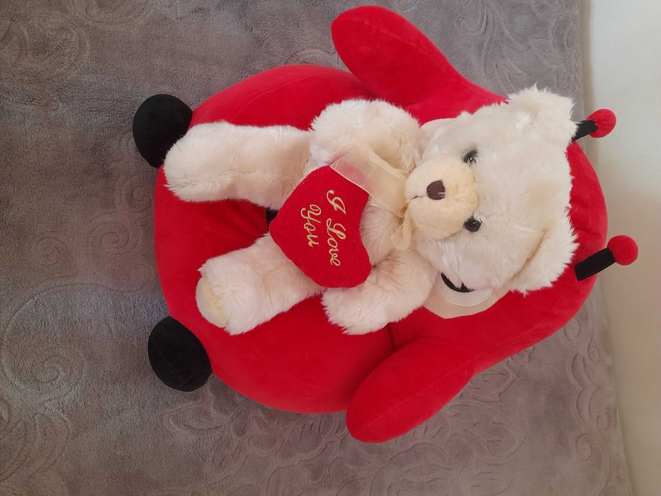 Fotelik pluszowa zabawka