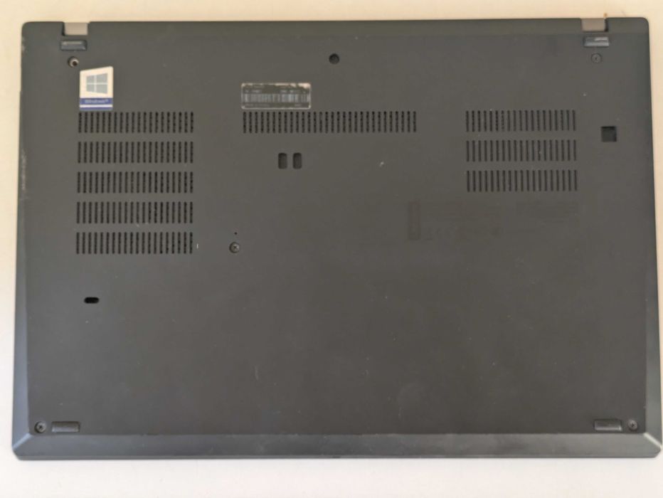 Lenovo ThinkPad T490 14" IPS FHD/Core i5 I5-8265U/16Gb RAM/256GbSSD