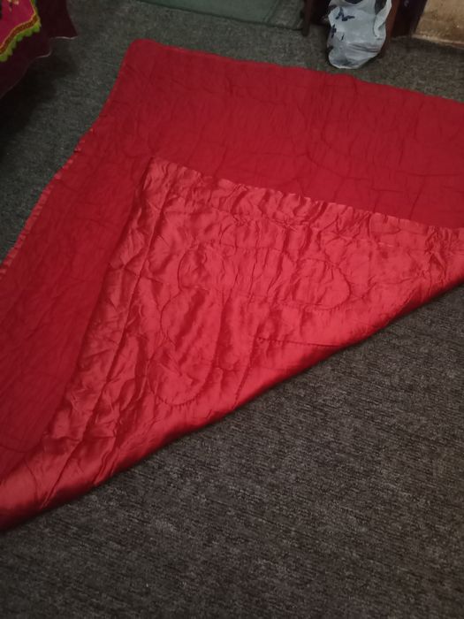 Продам ватное одеяло.