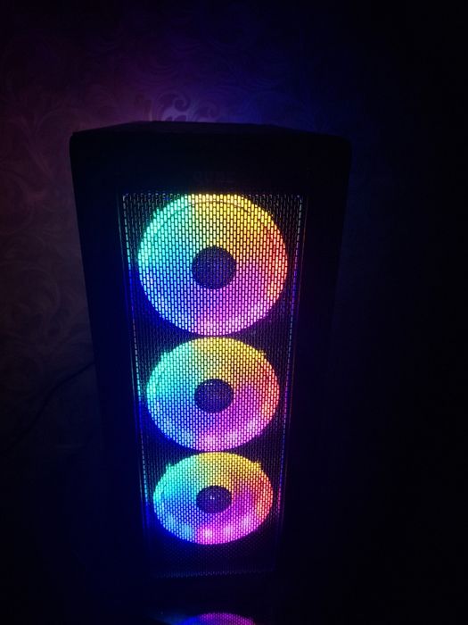 Ігровий компьютер на Ryzen 5600x rx 5700xt