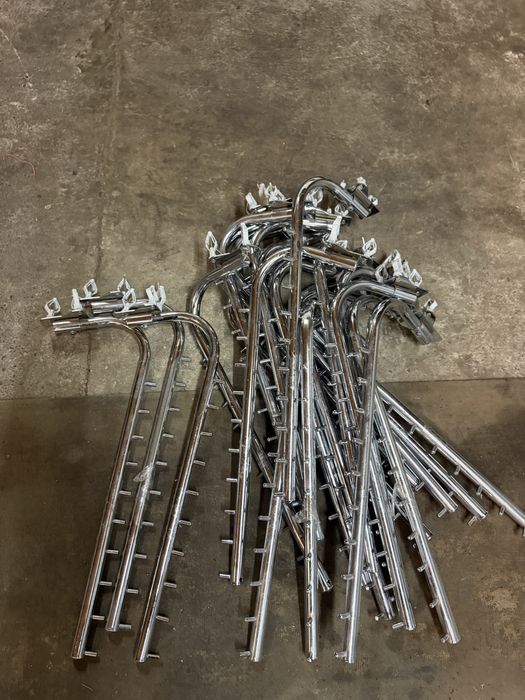 Вішаки,гусаки,флейти,кріплення