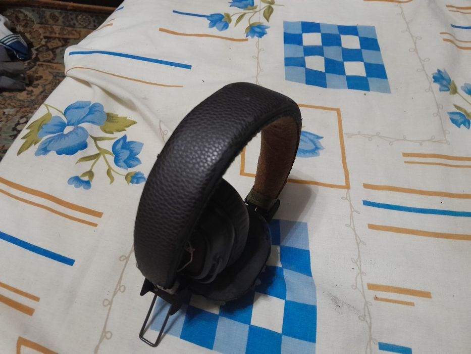 Наушники Marshall