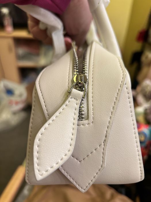 licowa skora biala torba na ramie