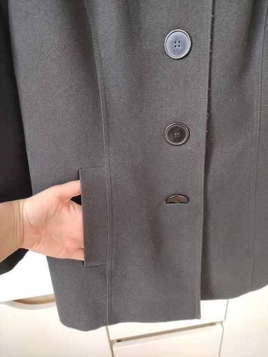 Czarna zimowa kurtka damska 42 44