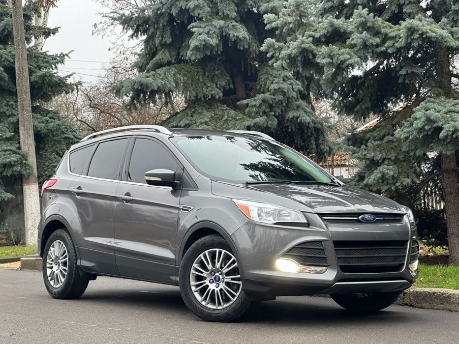 Форд ескейп  2013 року