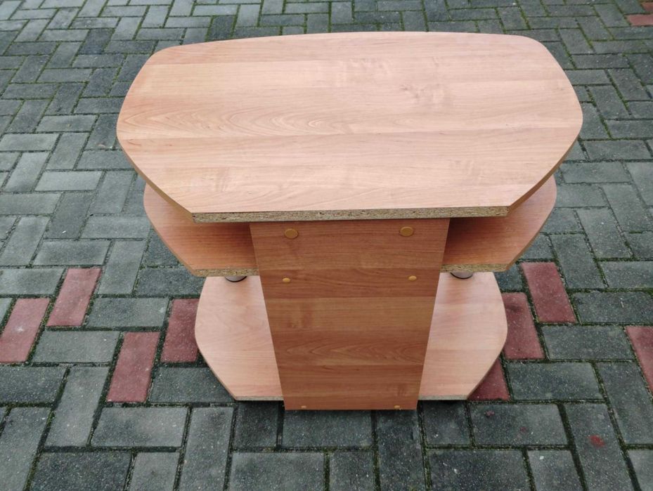 Stolik pod telewizor