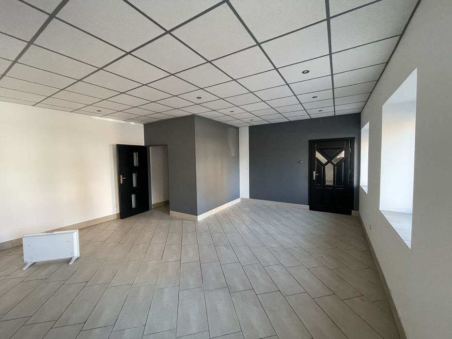 Lokal użytkowy usługowo biurowy 42m2 w centrum Olkusza
