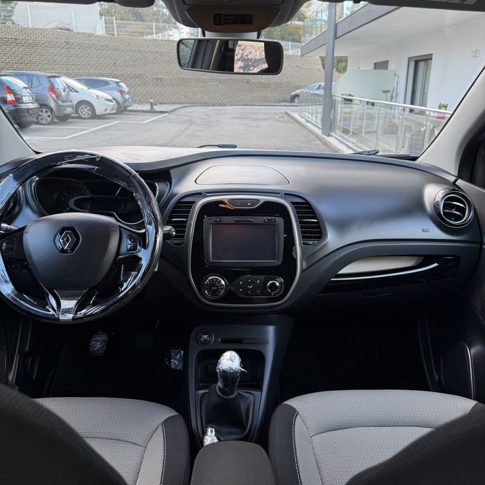 2015 Captur TCE 90 cv • Multimidia • Sem Riscos • Revisado • Imaculado