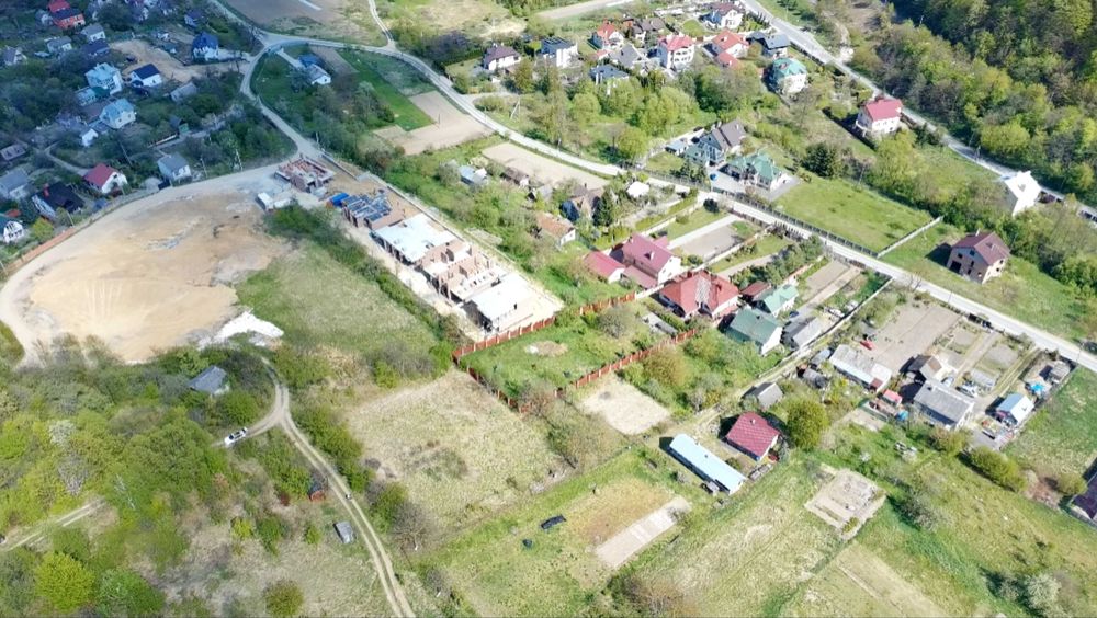 Продаж унікальної ділянки в Брюховичах