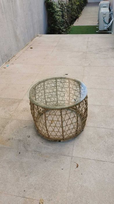 mesa de apoio de jardim