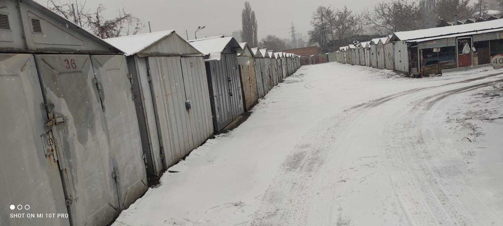Продам гараж в гаражному кооперативі