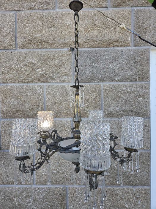 Candeeiro antigo de teto