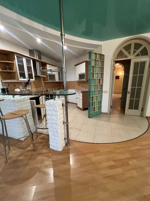 Терміновий продаж ! Будинок з терасою та видом на море. Совіньон-1