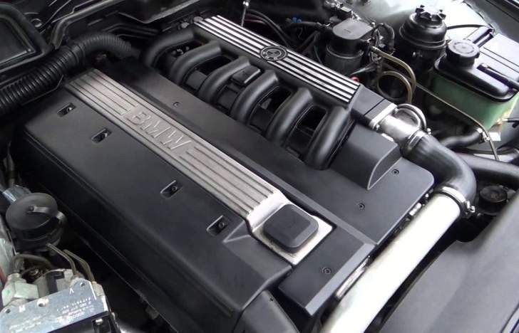 Двигатель Мотор Двигун  BMW E38 E39 E46 E53 E60 E65 E90 E34 E36 ШРОТ