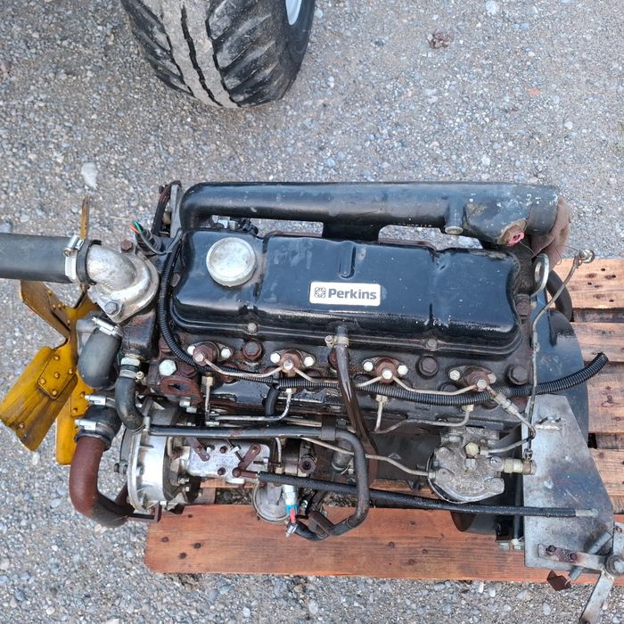 Przewód paliwa silnik perkins 4