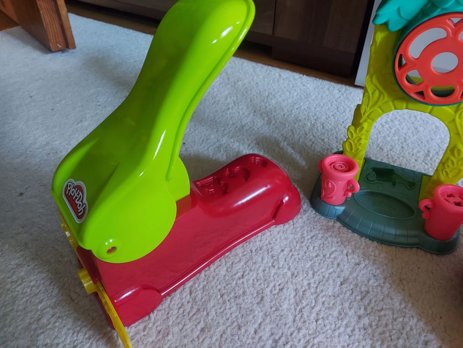 Zestaw do ciastoliny Play -Doh miasteczko