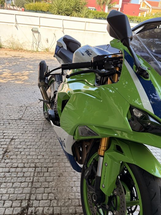 Kawasaki Ninja ZX6R 2024