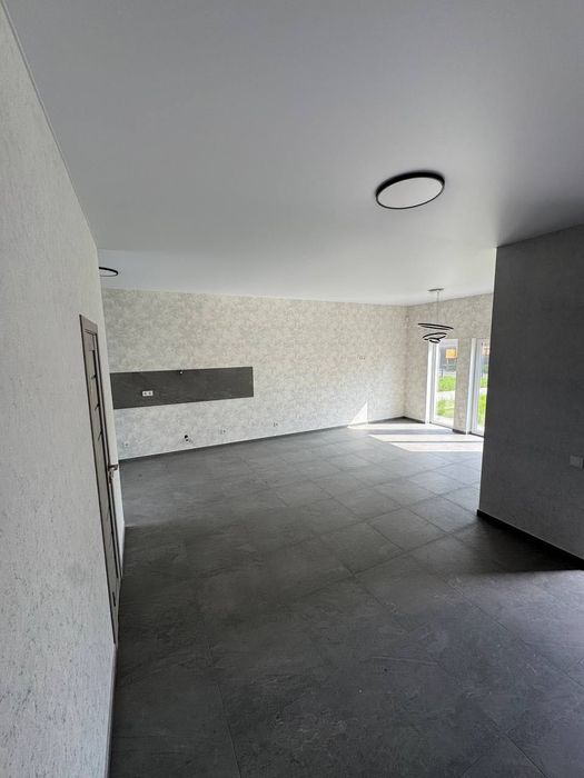 Продам‼️Будинок з ремонтом в Царському селі 2. Є оселя!