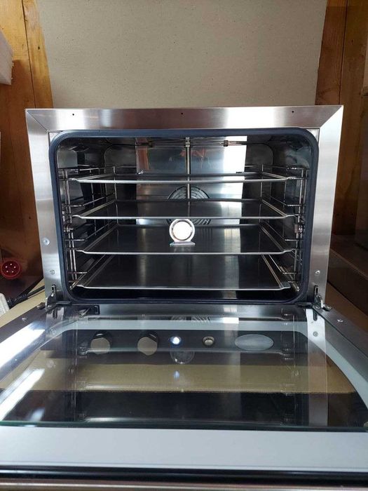 Конвекційна піч UNOX Аріанна