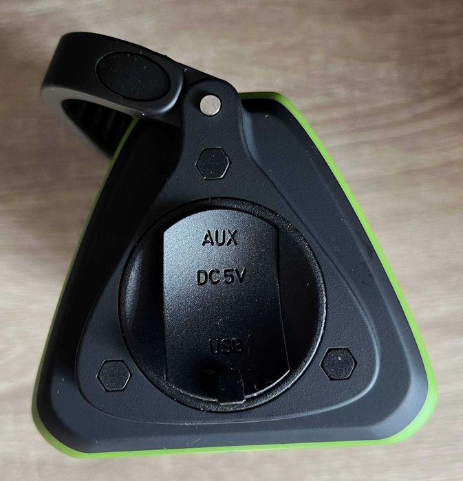 Акумуляторне радіо Bivacc QUERCUS AM, FM, SW