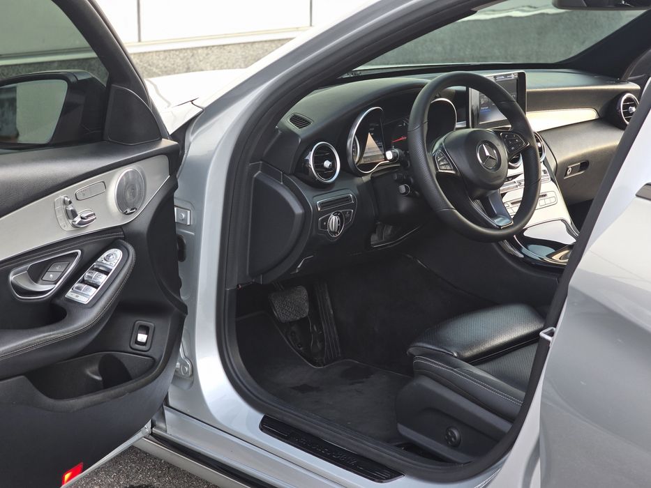 Продам свой Mercedes Benz C300 2л ( ПОЛНЫЙ ПРИВОД )