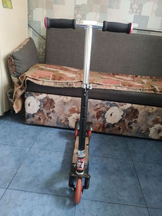 Самокат для дівчаток