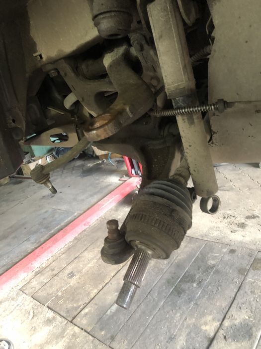 Авто-Сервіс Дубно Ремонт підвіски заміна щеплення