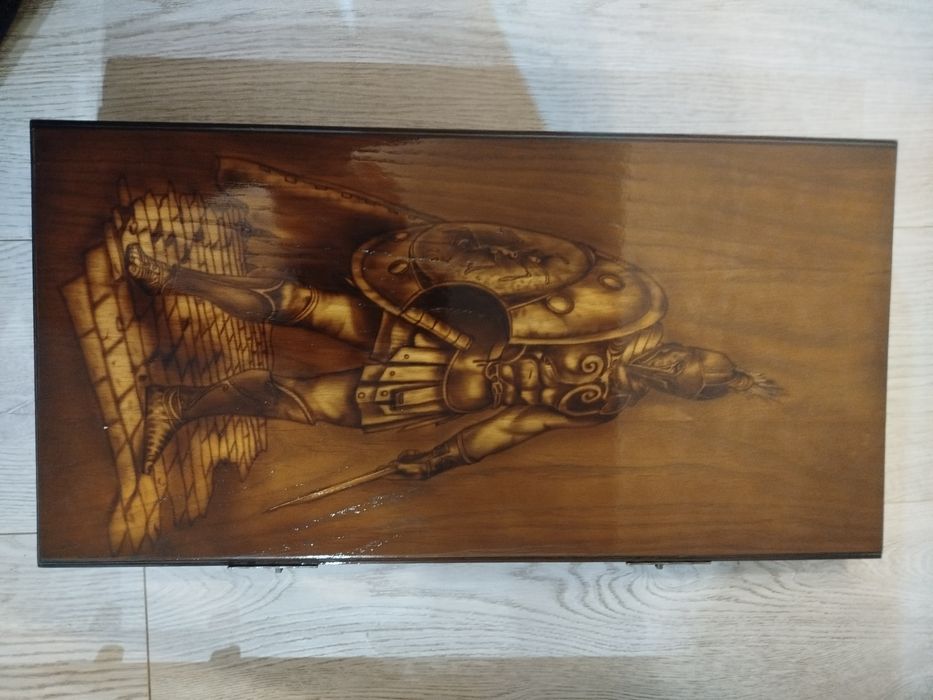 Дерев'яні нарди, ручної роботи