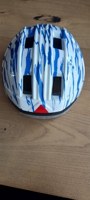 Kask rowerowy TERRA S 55-57 cm.180 g.