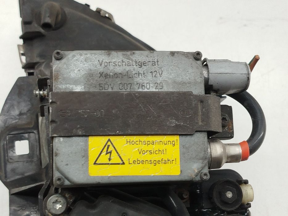 Ótica Direita Xénon - BMW 5 Touring (E39) | 96 - 04