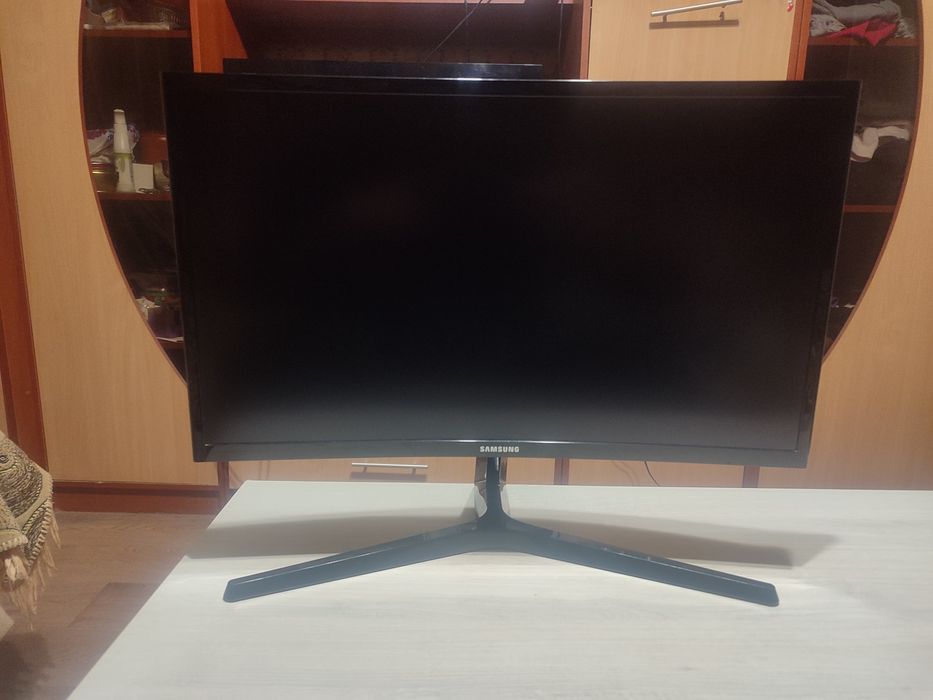 Монітор Samsund Odyssey CRD5 144hz
